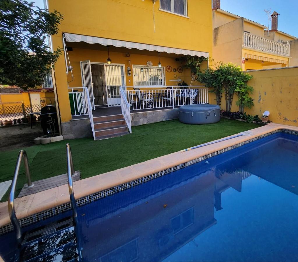 El Hogar De Pepe Villa El Casar de Escalona Eksteriør billede
