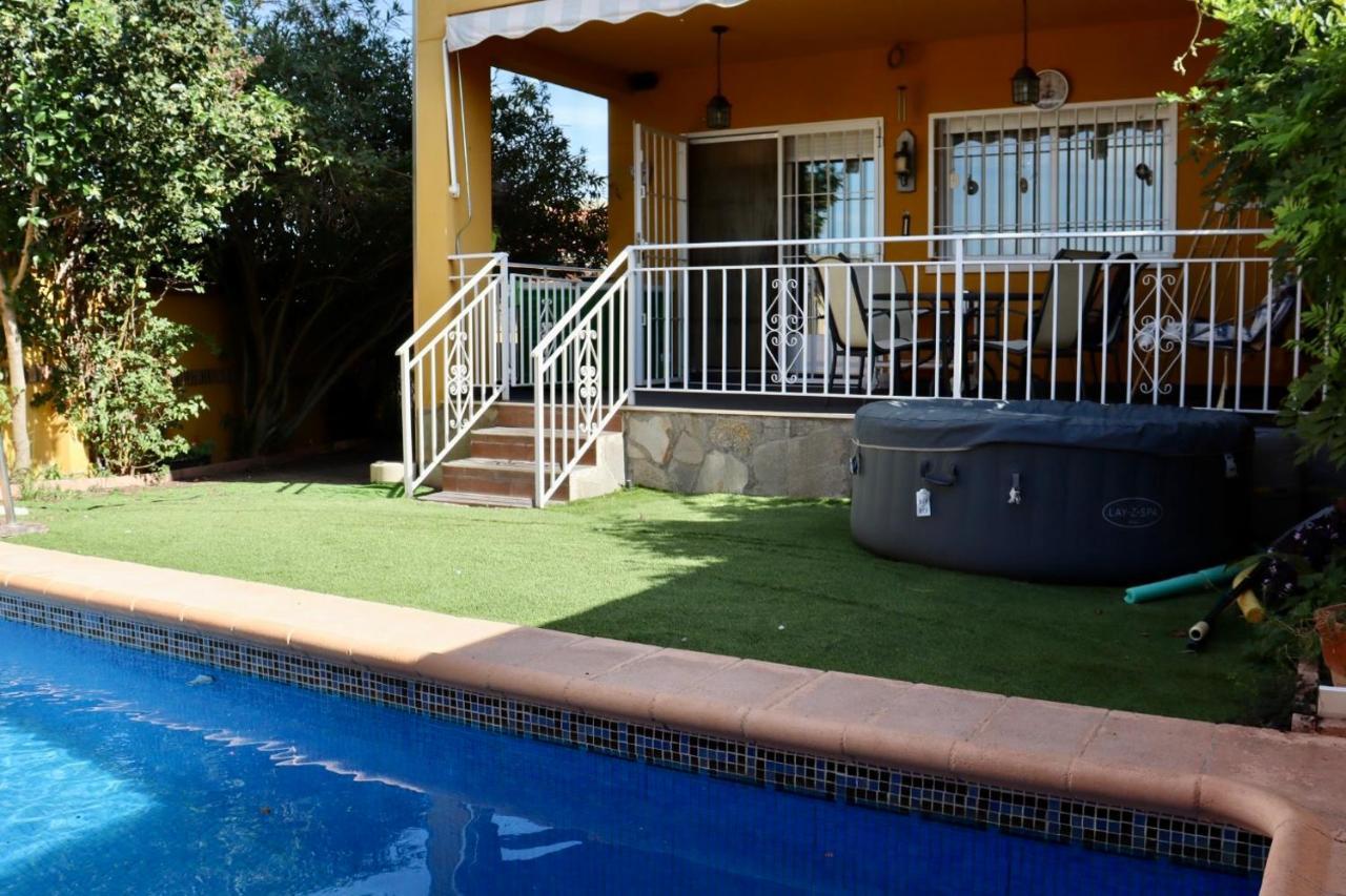 El Hogar De Pepe Villa El Casar de Escalona Eksteriør billede