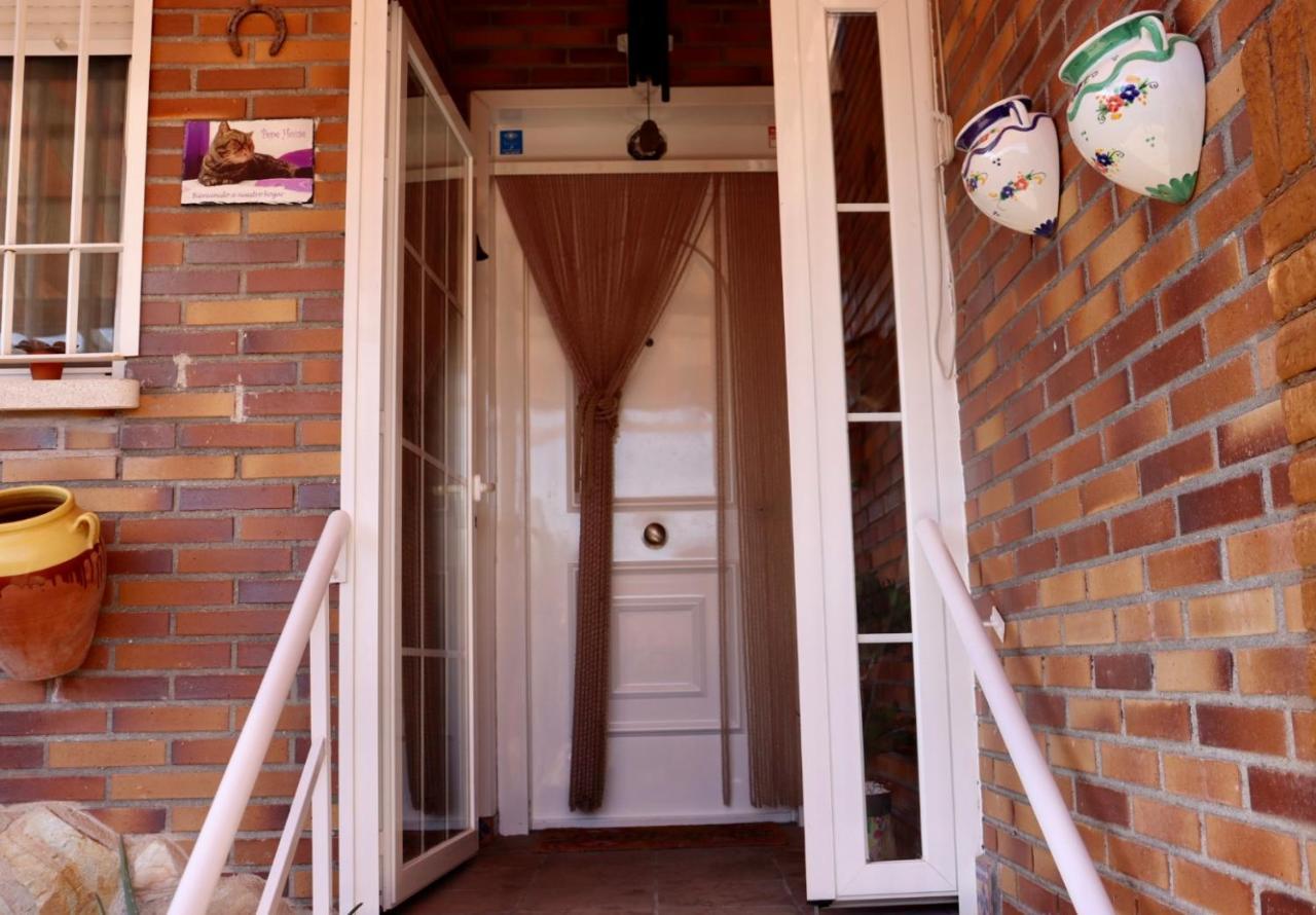 El Hogar De Pepe Villa El Casar de Escalona Eksteriør billede